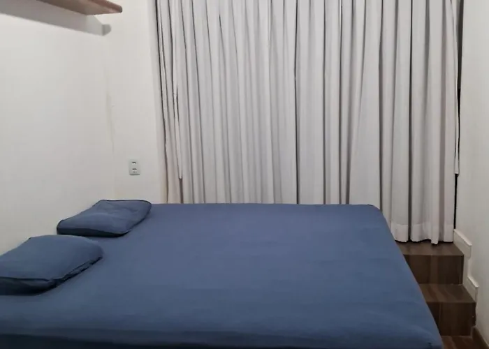 Apt Inteiro 1 Quadra Da Praia - 1 Block From Copacabana Beach